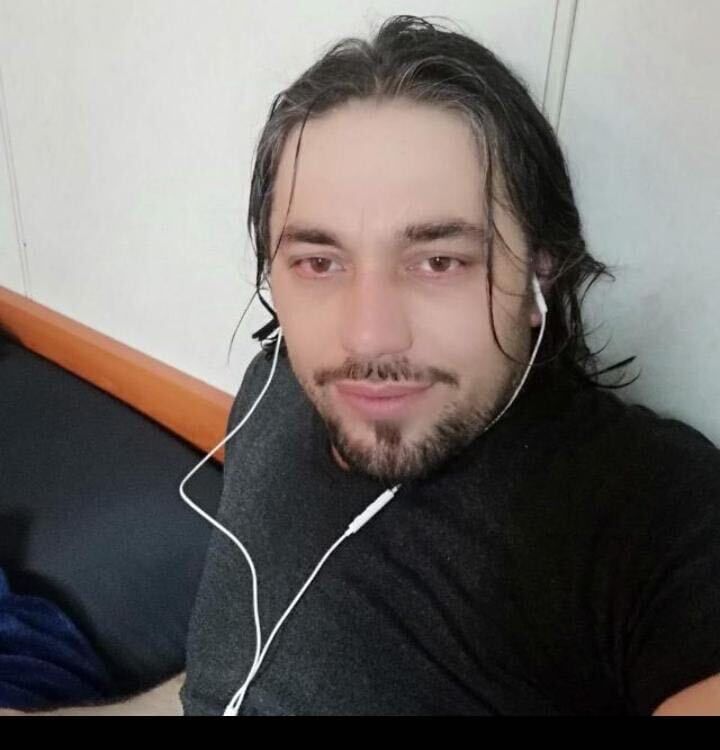  35601888  , 37 ,    