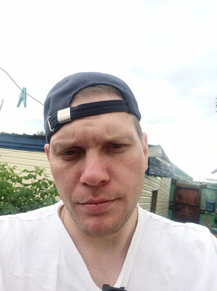  ,   Andrei, 32 ,   ,   