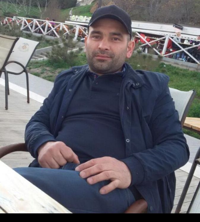  41191078  Atas, 44 ,    