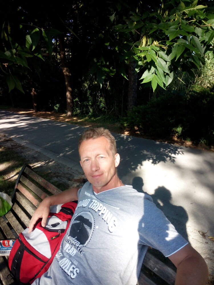  10971828  , 56 ,    -