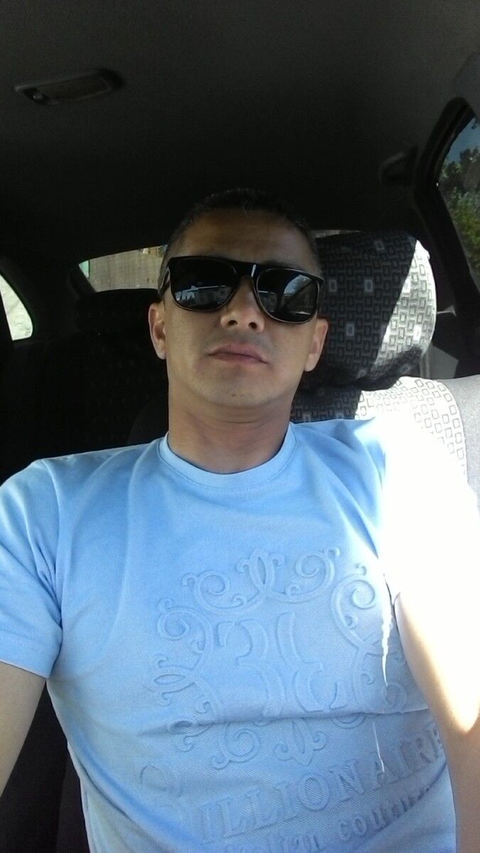  ,   Arman, 40 ,   