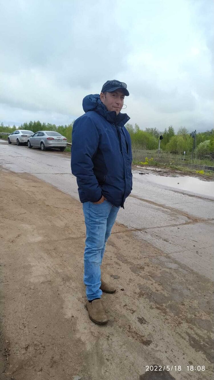  38734968  Orhan, 42 ,    