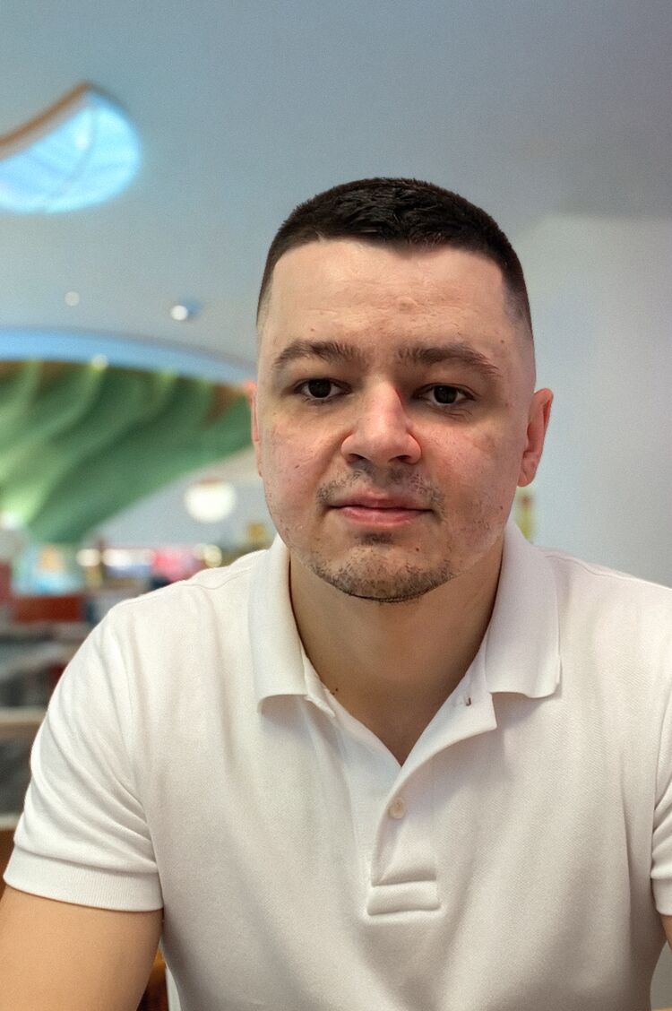  -,   , 37 ,     , c 