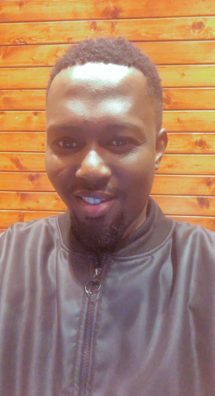  47012988  Abdul, 29 ,    Holborn