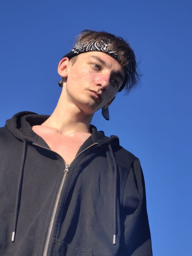  ,   David, 22 ,   ,   , c 
