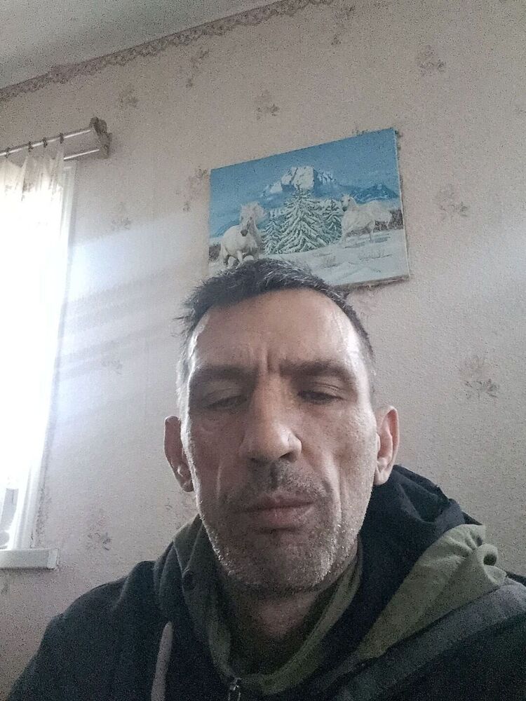  54481218  Igor, 51 ,    