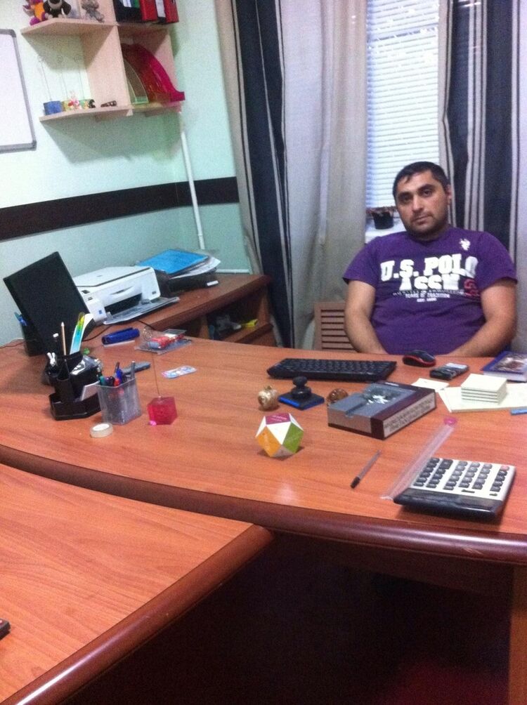  14590778   VARDAN, 40 ,    