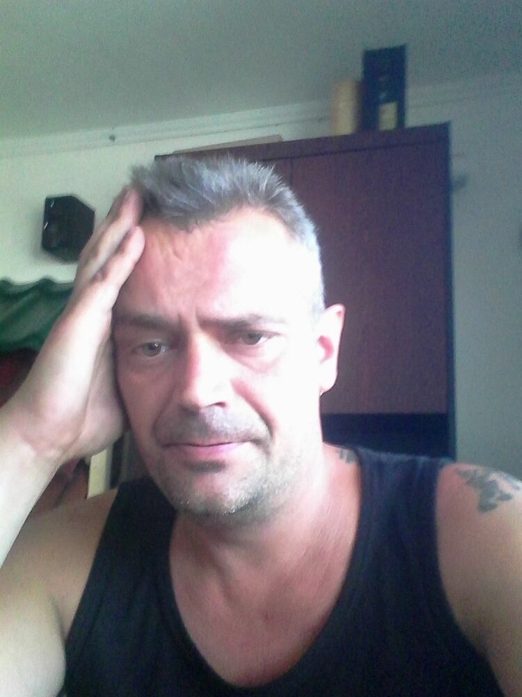  17364998  Viktor, 50 ,    