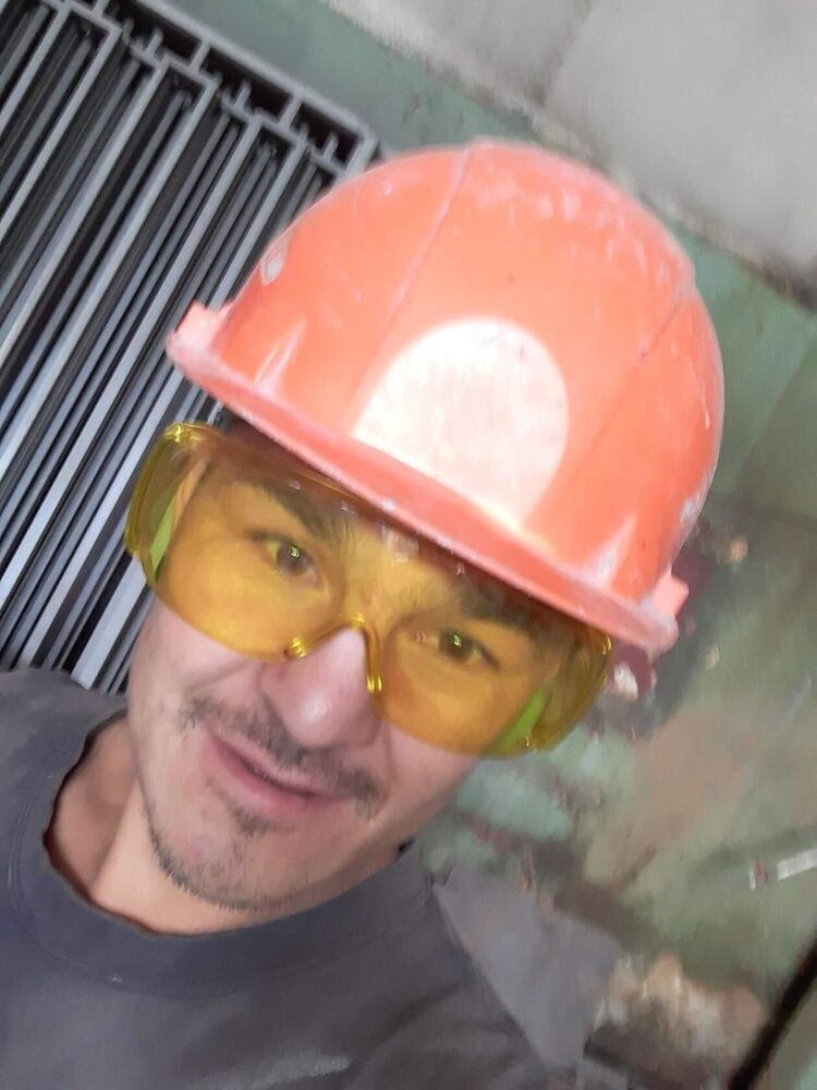  --,   Oleg, 42 ,   ,   