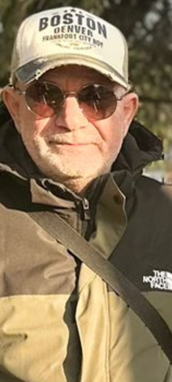  41773978  Arkady, 60 ,    