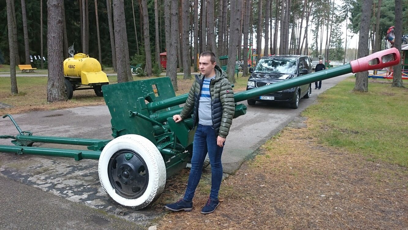  46229338  Jaroslav, 30 ,    