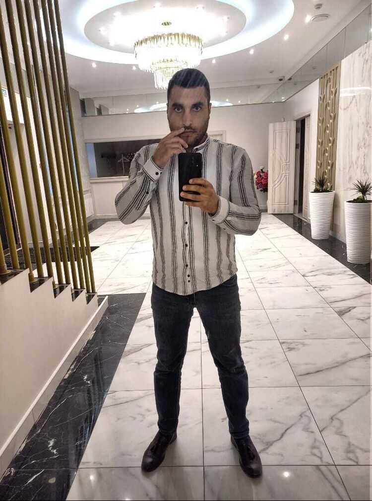  ,   Andranik, 31 ,   ,   