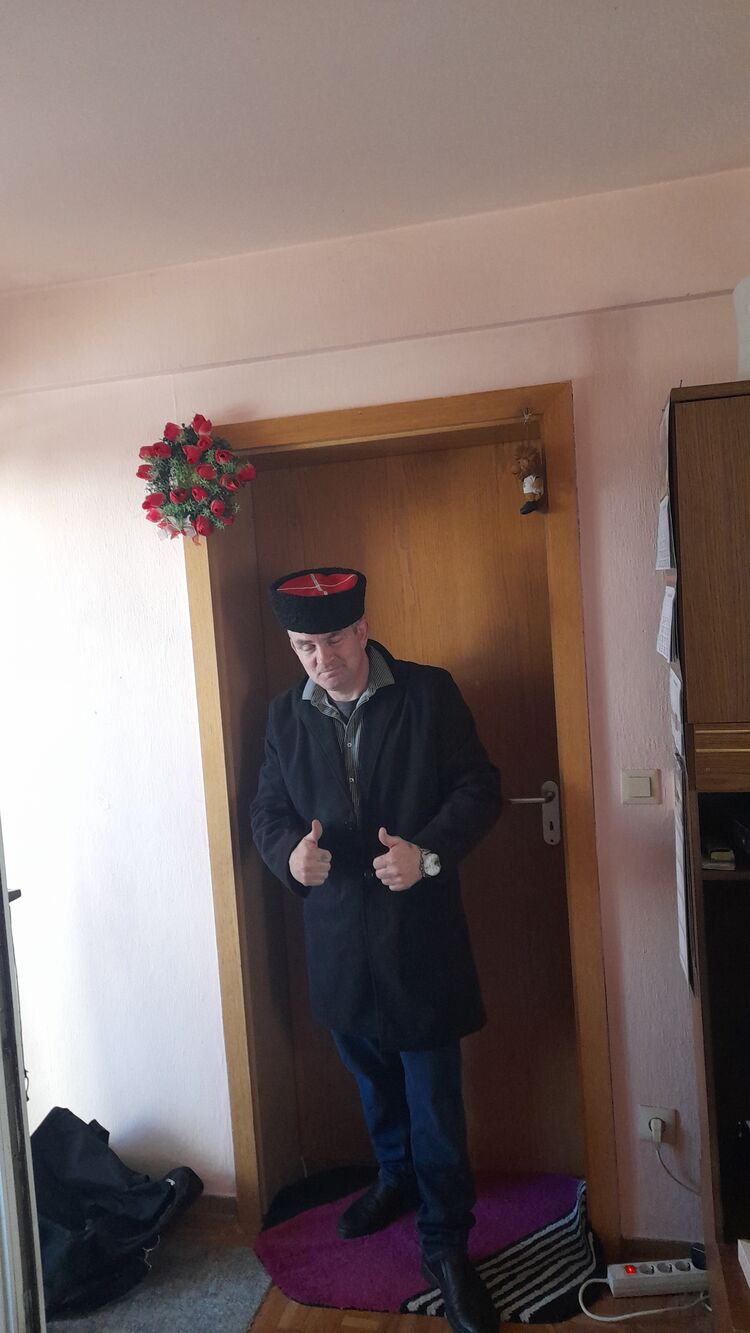  34729698  Waldemar, 45 ,    Germersheim