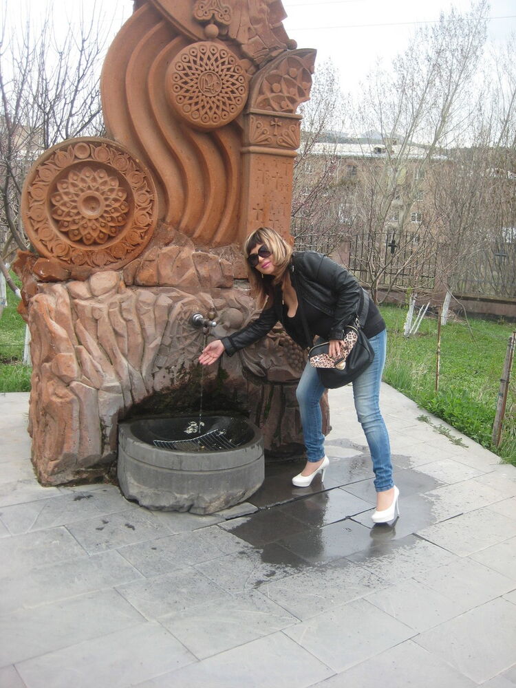  ,   Karolina, 51 ,   ,   , c 
