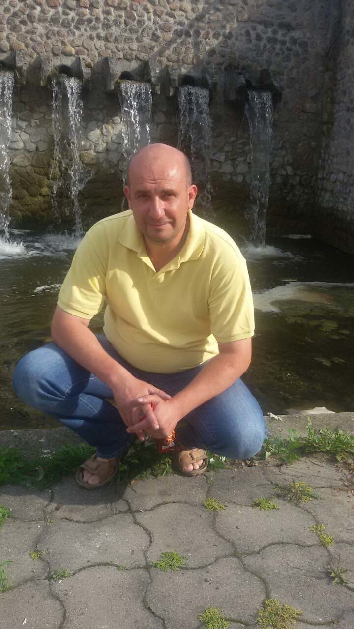  30488718  , 48 ,    