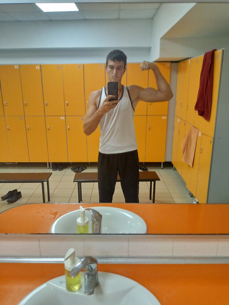  38425178  , 21 ,    