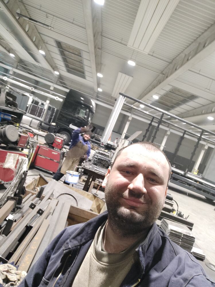  Krzywin,   , 34 ,     , c 