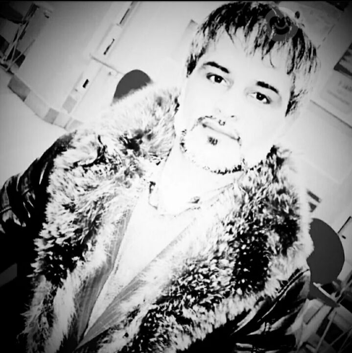  24030218  Don, 39 ,    