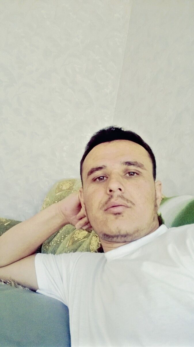  6737918  Boris, 37 ,    