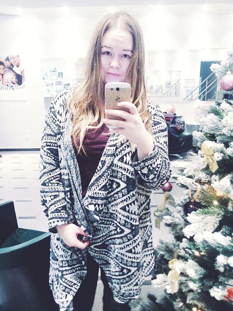  9795698  Yulia, 30 ,    