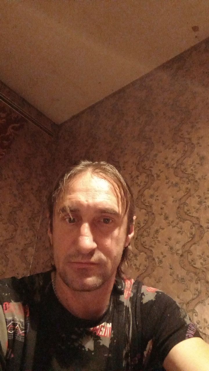 46742978  , 44 ,    