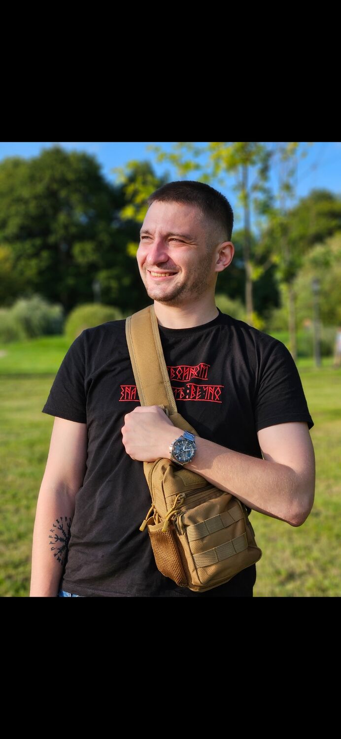  50915548  Anton, 31 ,    