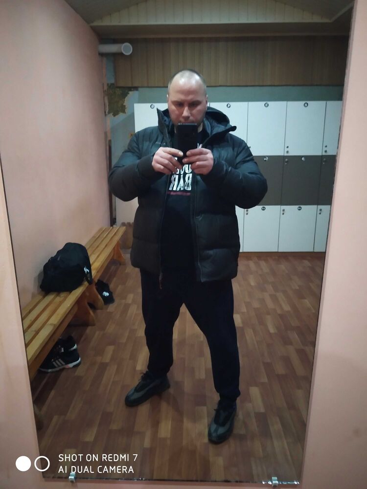  ,   Slava, 39 ,   c 