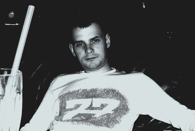  17041498  Vlad, 44 ,    