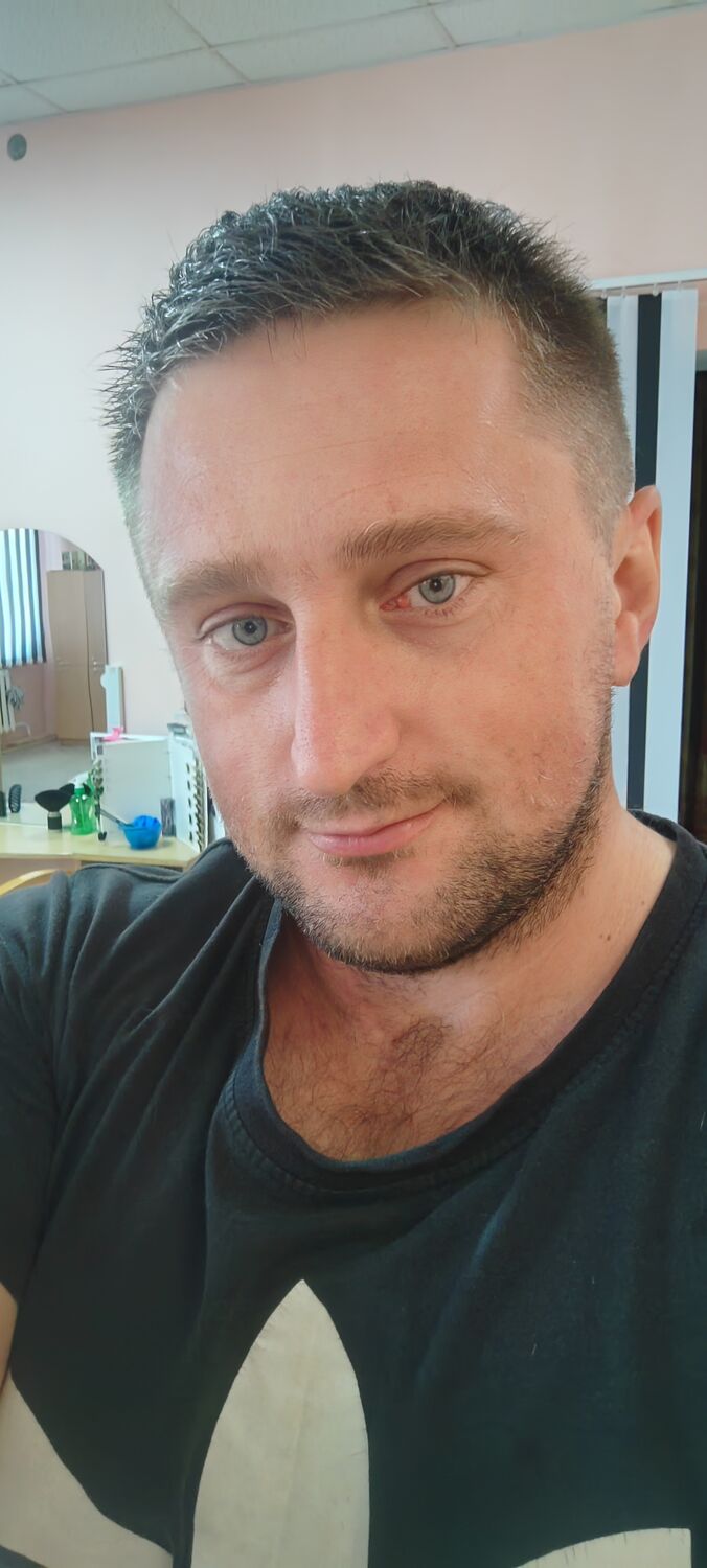  53901948  Seregad, 38 ,    