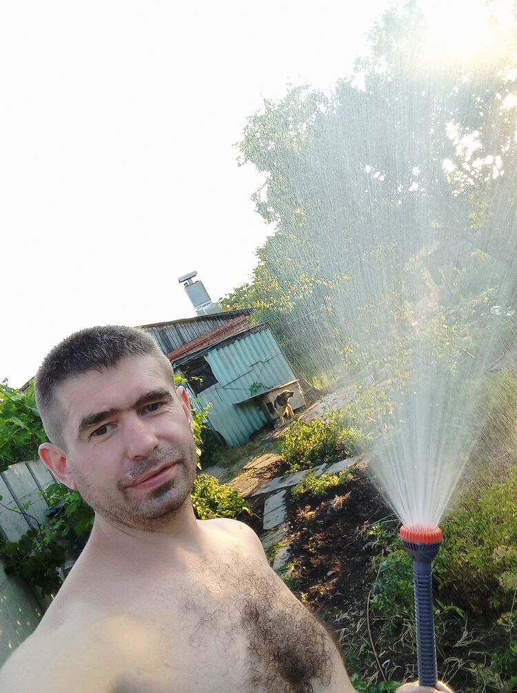  52827758  , 36 ,    