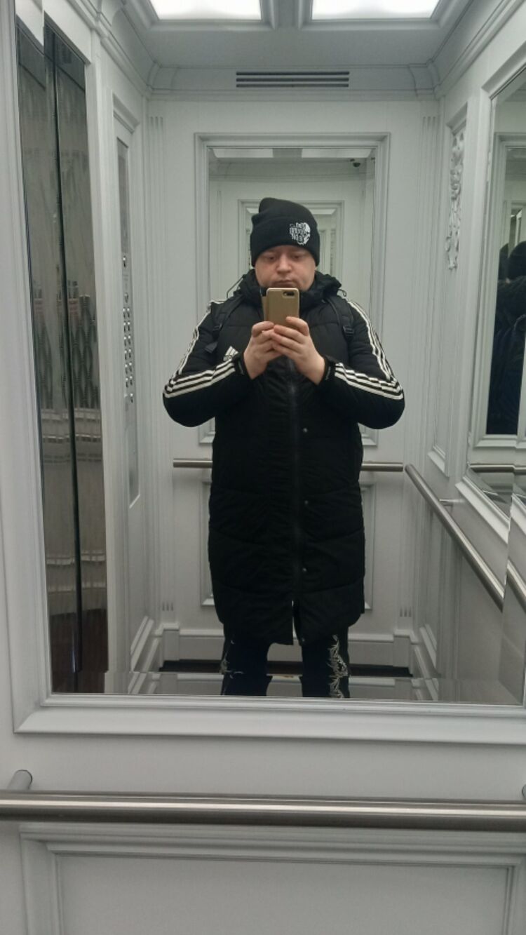  31605398  Ivan, 39 ,    