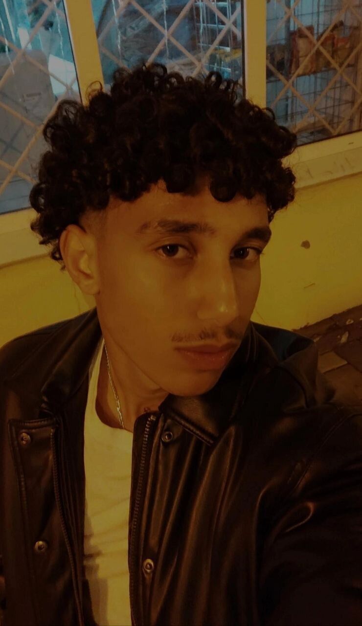  53685008  MOOOON, 20 ,    