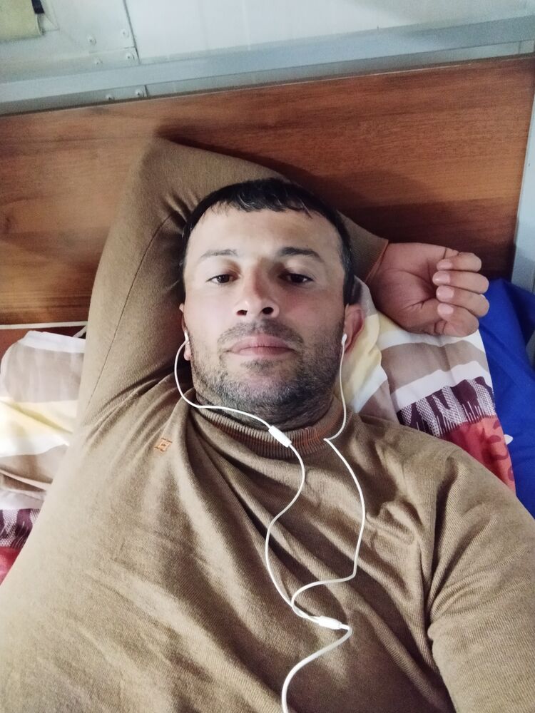  38576498  , 39 ,    