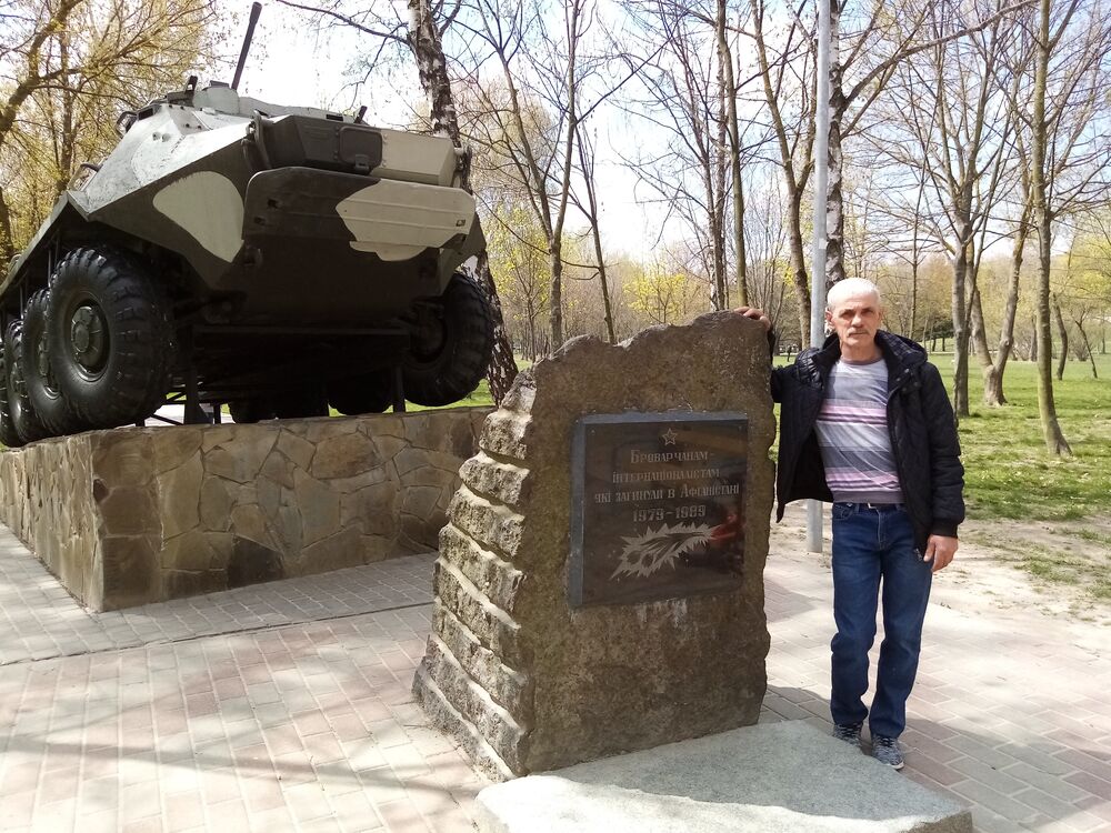 23762158  Vasilij, 61 ,    
