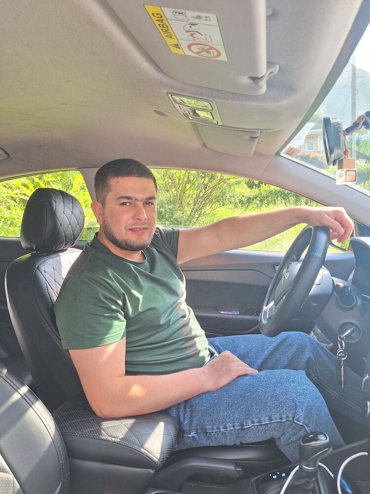  54279168  Salman, 31 ,    