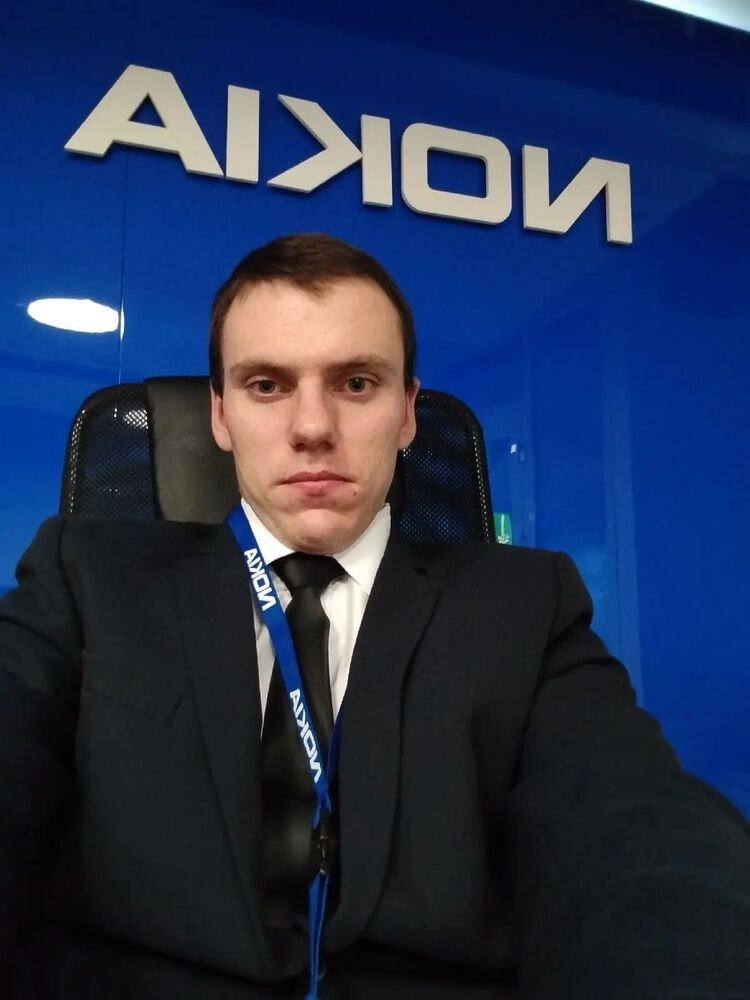  42003948  Ilya, 24 ,    -