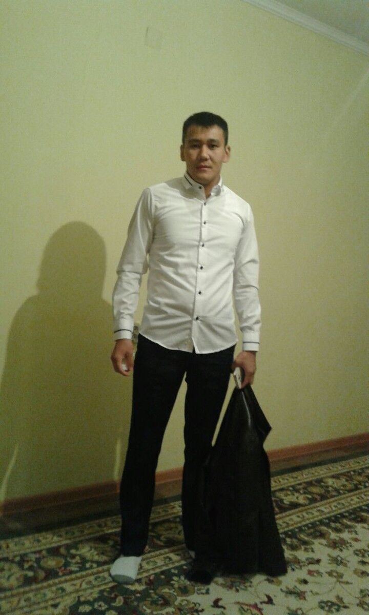  8357238  Berik, 34 ,    