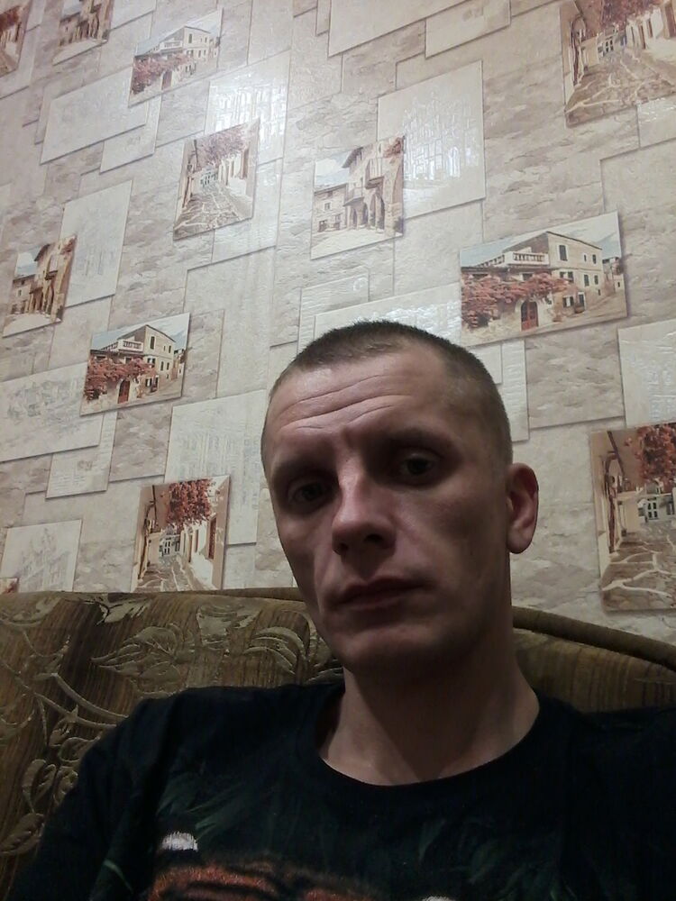  ,   Denis, 38 ,   
