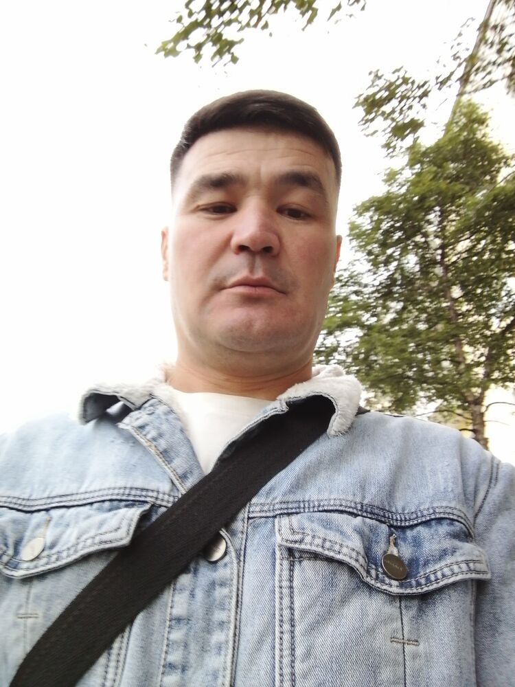  37266298  Davron, 35 ,    