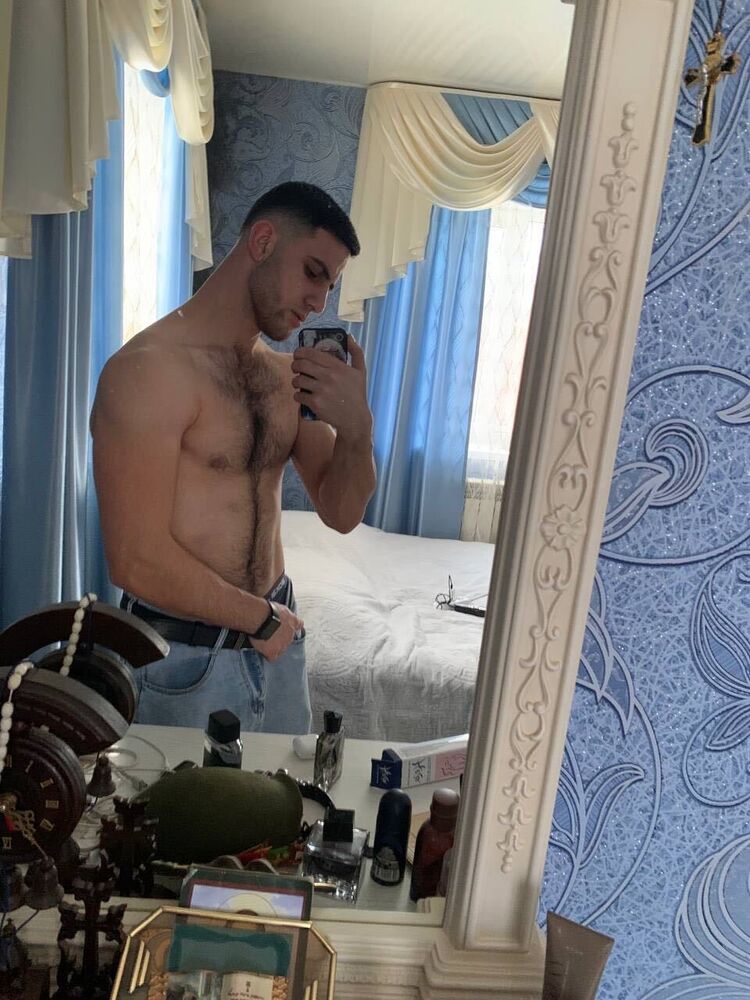  ,   Garnik, 26 ,   ,   