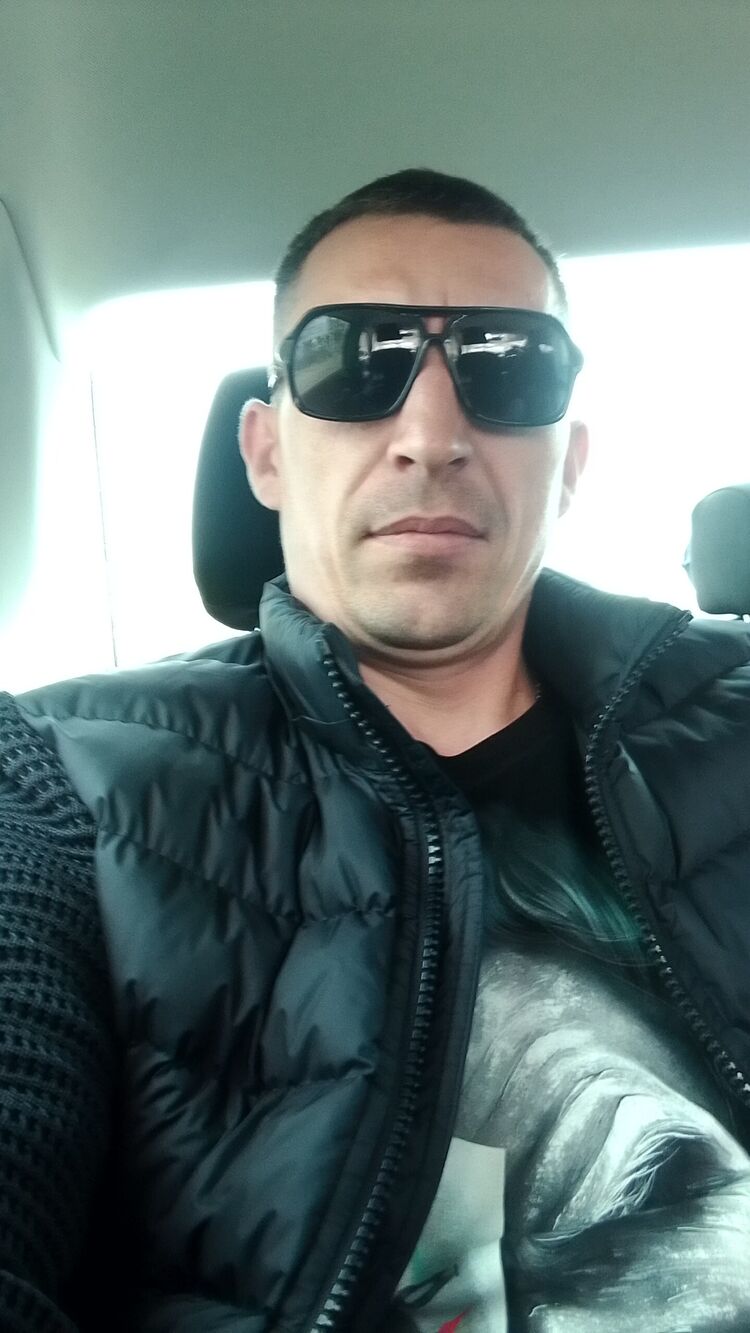  34281858  , 42 ,    