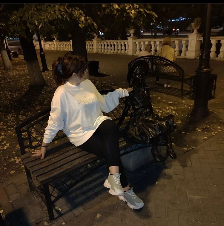  44557058  , 20 ,    