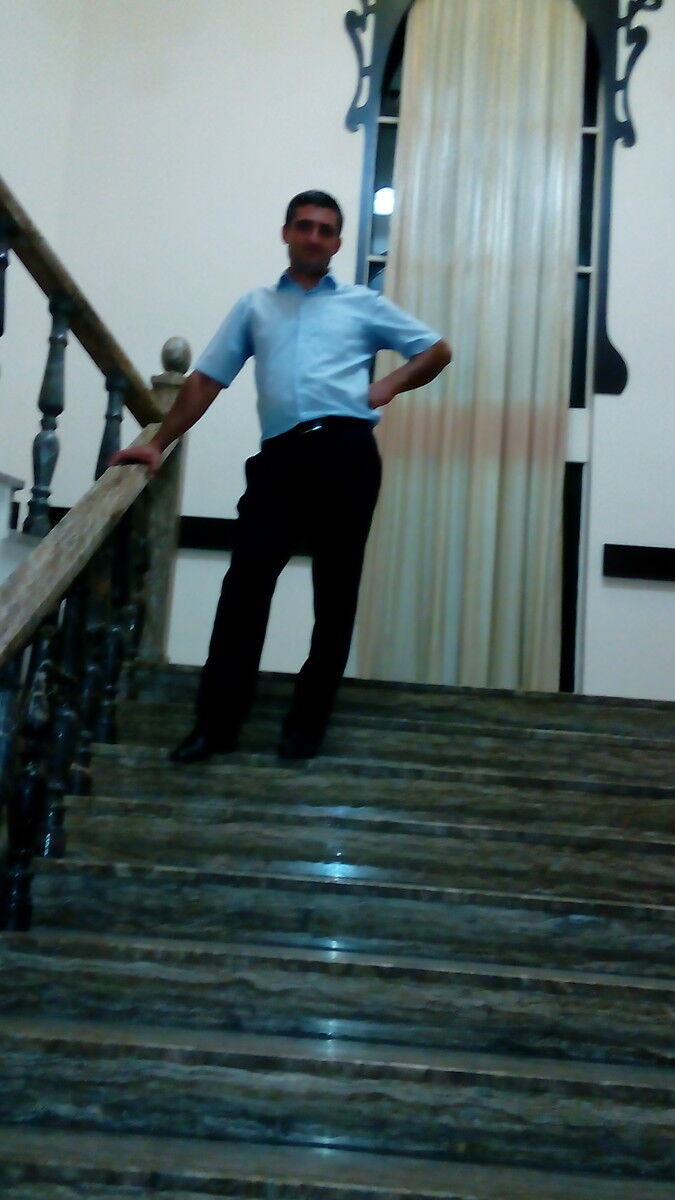  6426138  Hayk, 40 ,    