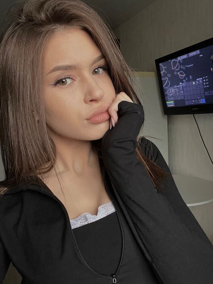  53540348  , 26 ,    -