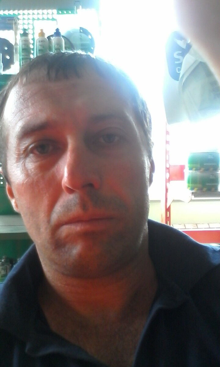  ,   Igor, 46 ,   ,   , c 