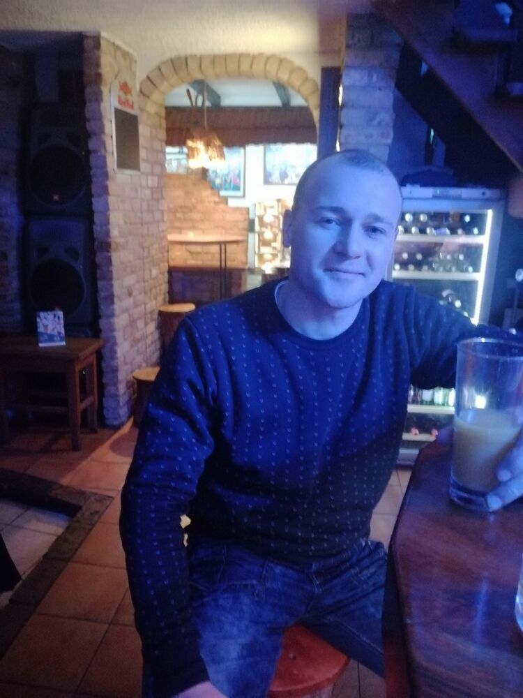  ,   Anatolij, 41 ,   ,   , c 