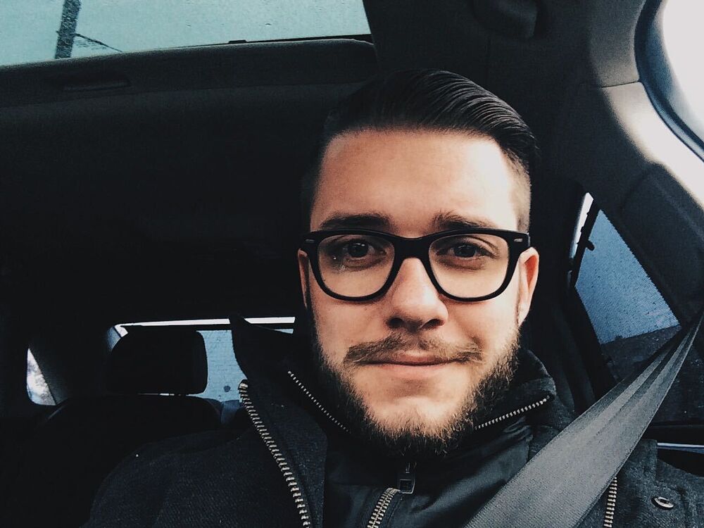  ,   Vasily, 32 ,   ,   , c , 