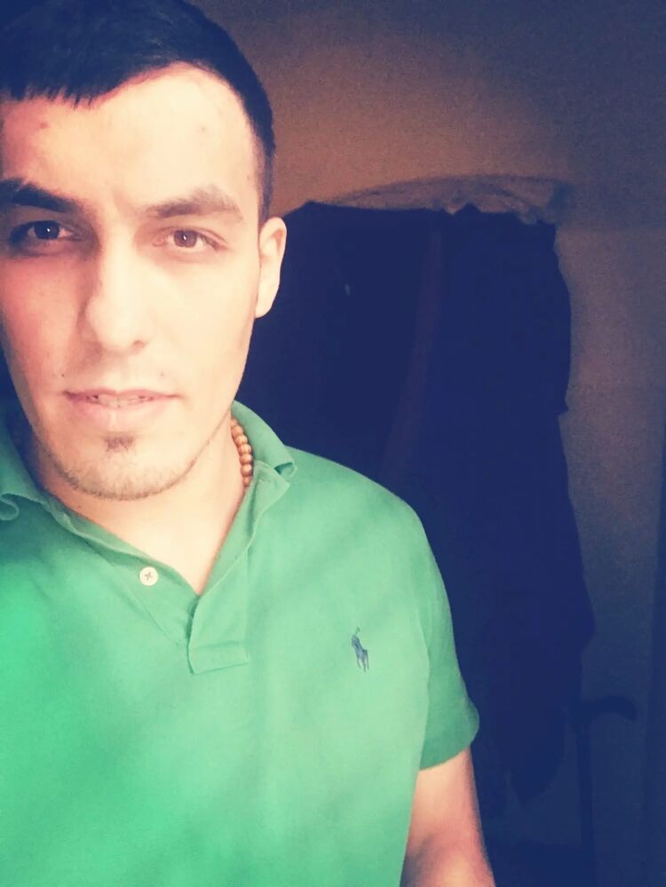  ,   Ruslan, 36 ,   ,   , c 