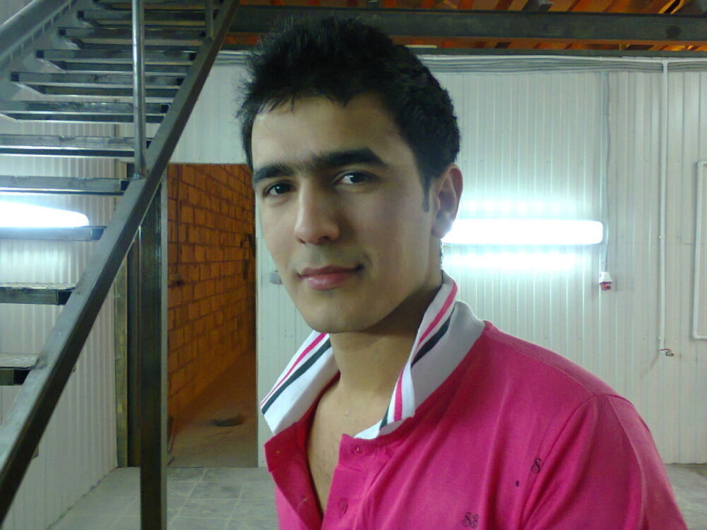  ,   Farxod, 34 ,   