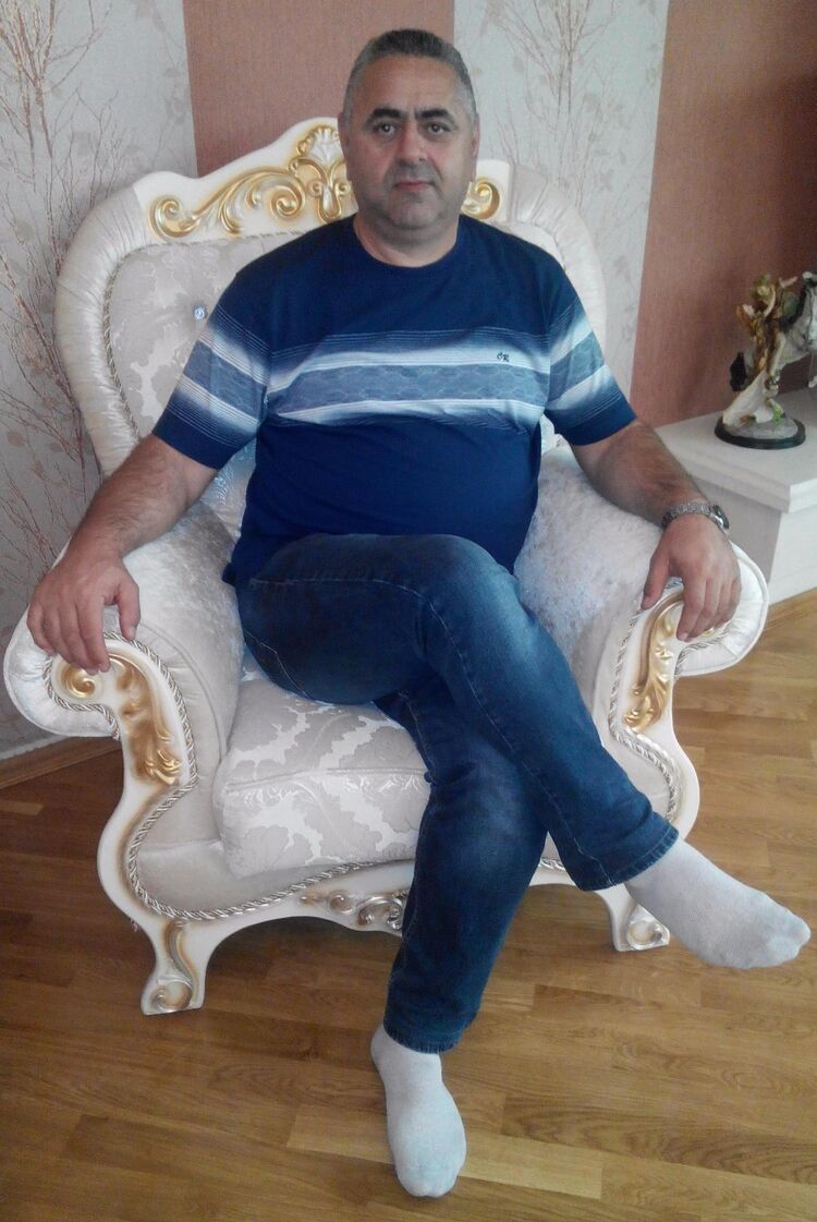  24596528  , 57 ,    